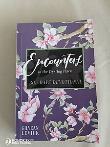 Encounters in thye Trysling Place